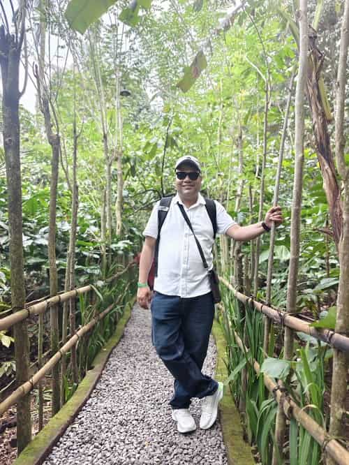 travel image