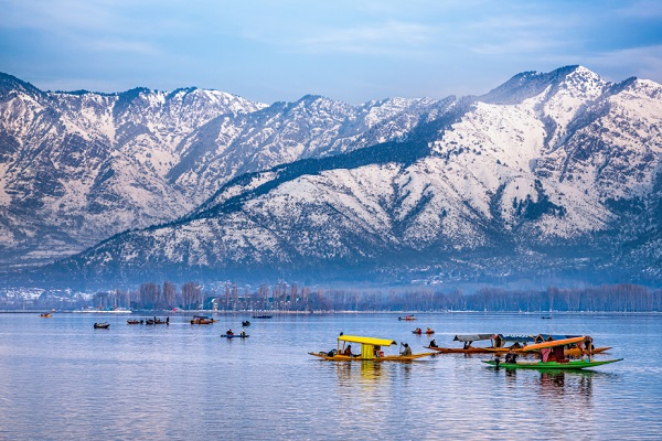 Romantic Kashmir Escape