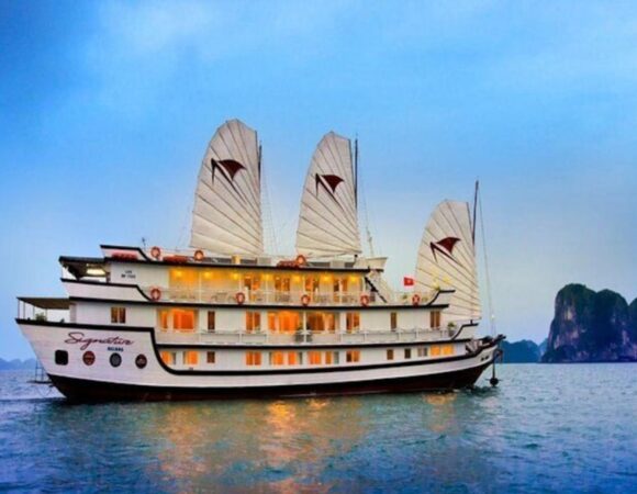 Vietnam Hanoi with Halong Bay Cruise 4 Nights / 5 Days